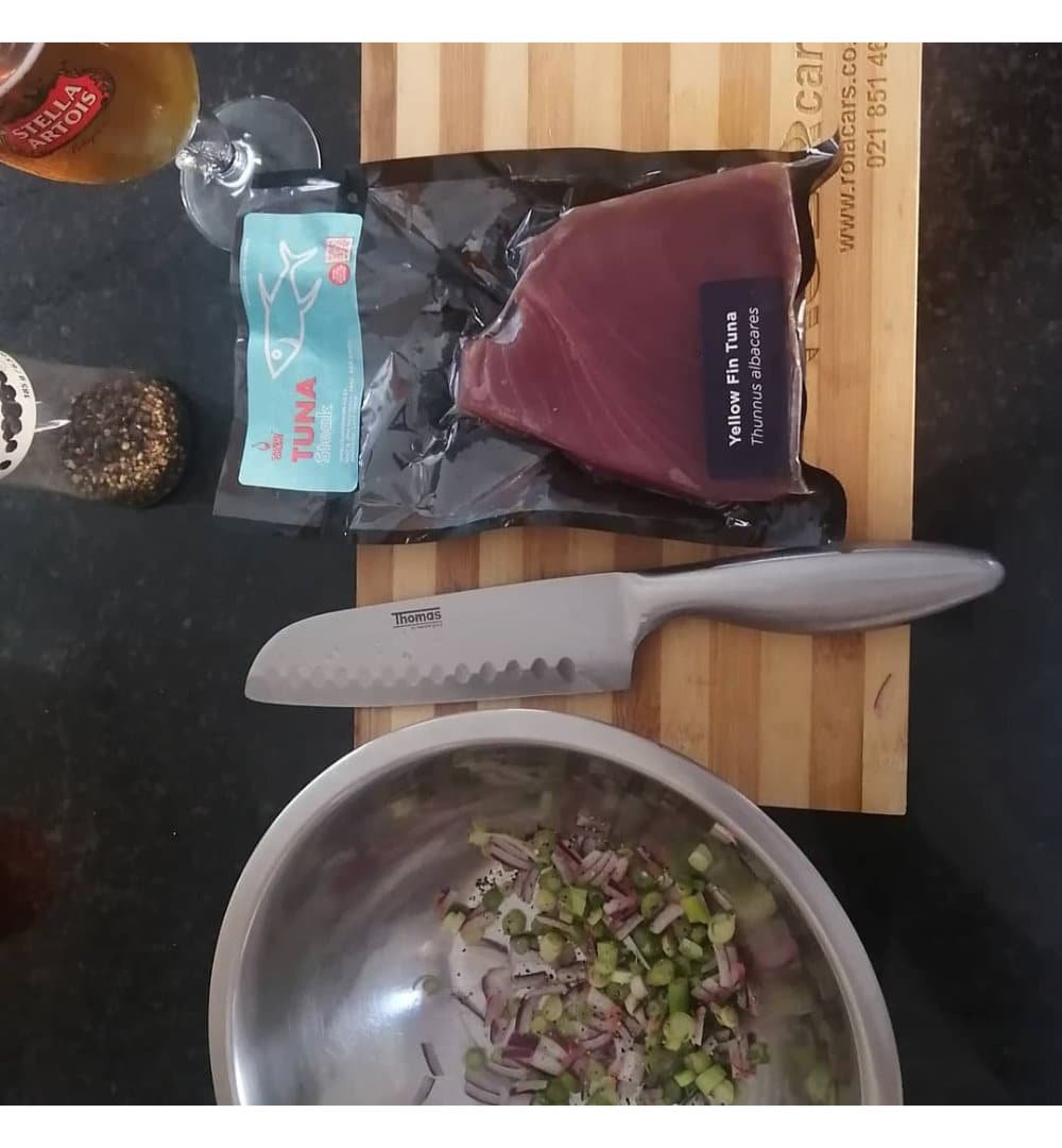 2 Tuna Steaks | Sashimi Grade | 400g Pack