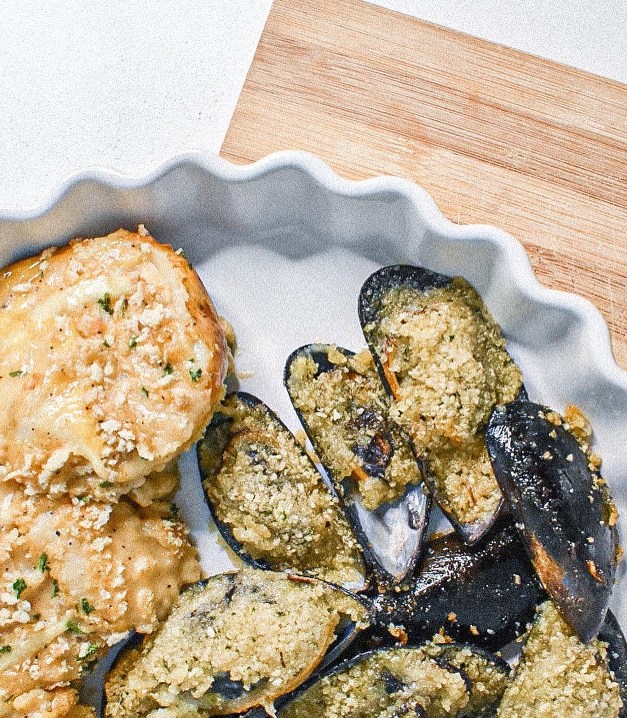 Crumbed Garlic Mussels | 500g